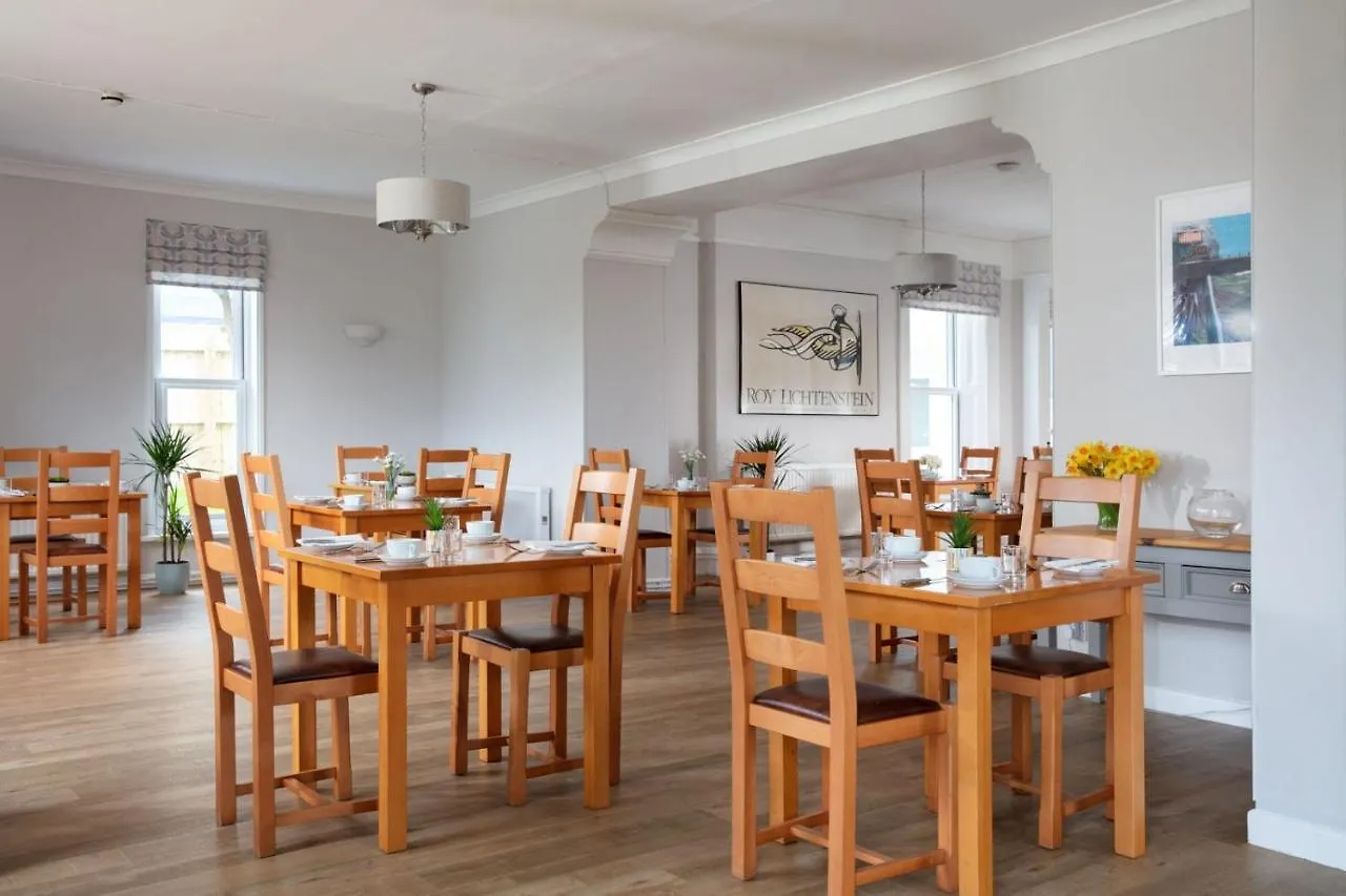 Guest house Gyllyngvase House 4*