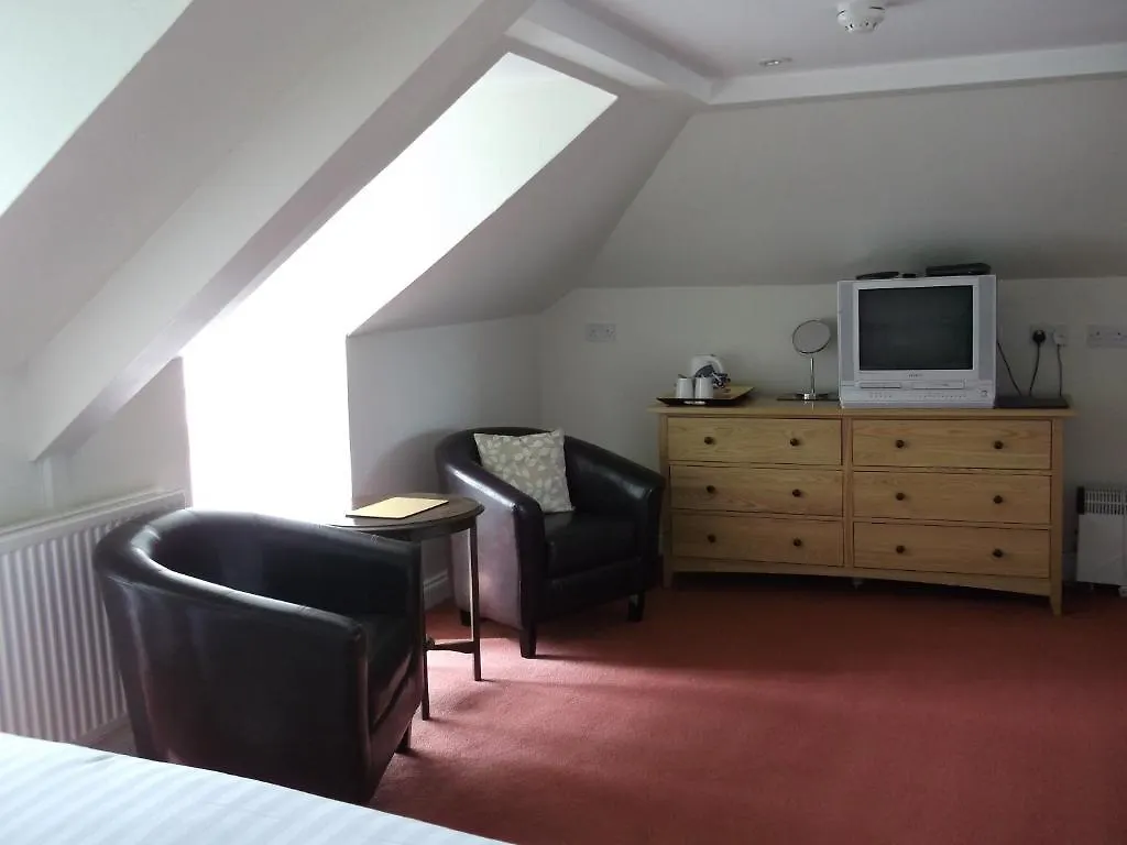 Lugo Rock 4* Falmouth