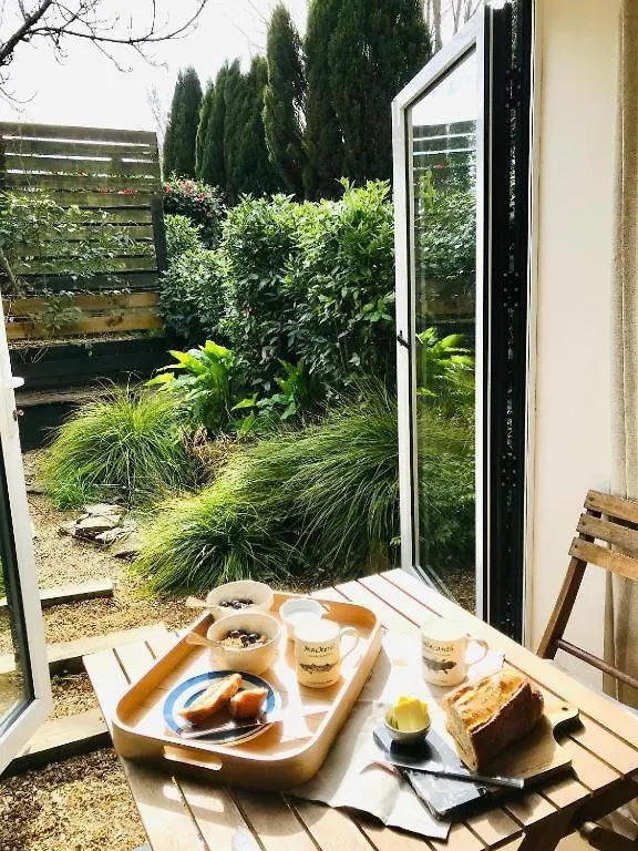 Peaceful Scandi Garden 招待所