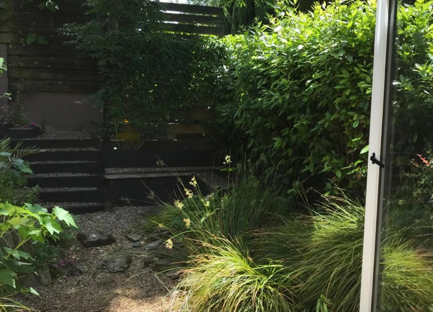 招待所 Peaceful Scandi Garden