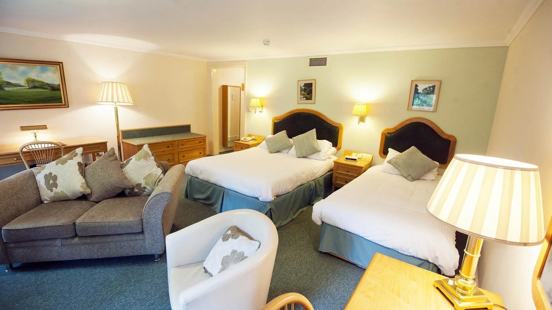 Hotel Penmere Manor 3*