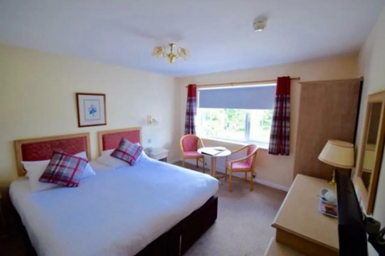 Hotel Penmere Manor 3*