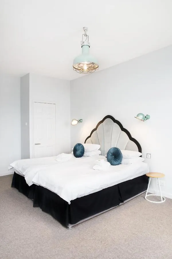 Hotel The Lerryn 3*